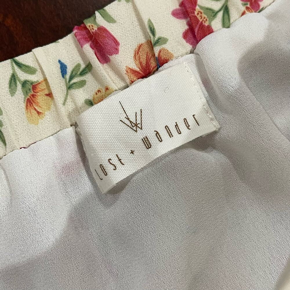 NEW Lost + Wander Floral Ruffle Skirt Size Small - Picture 2 of 8